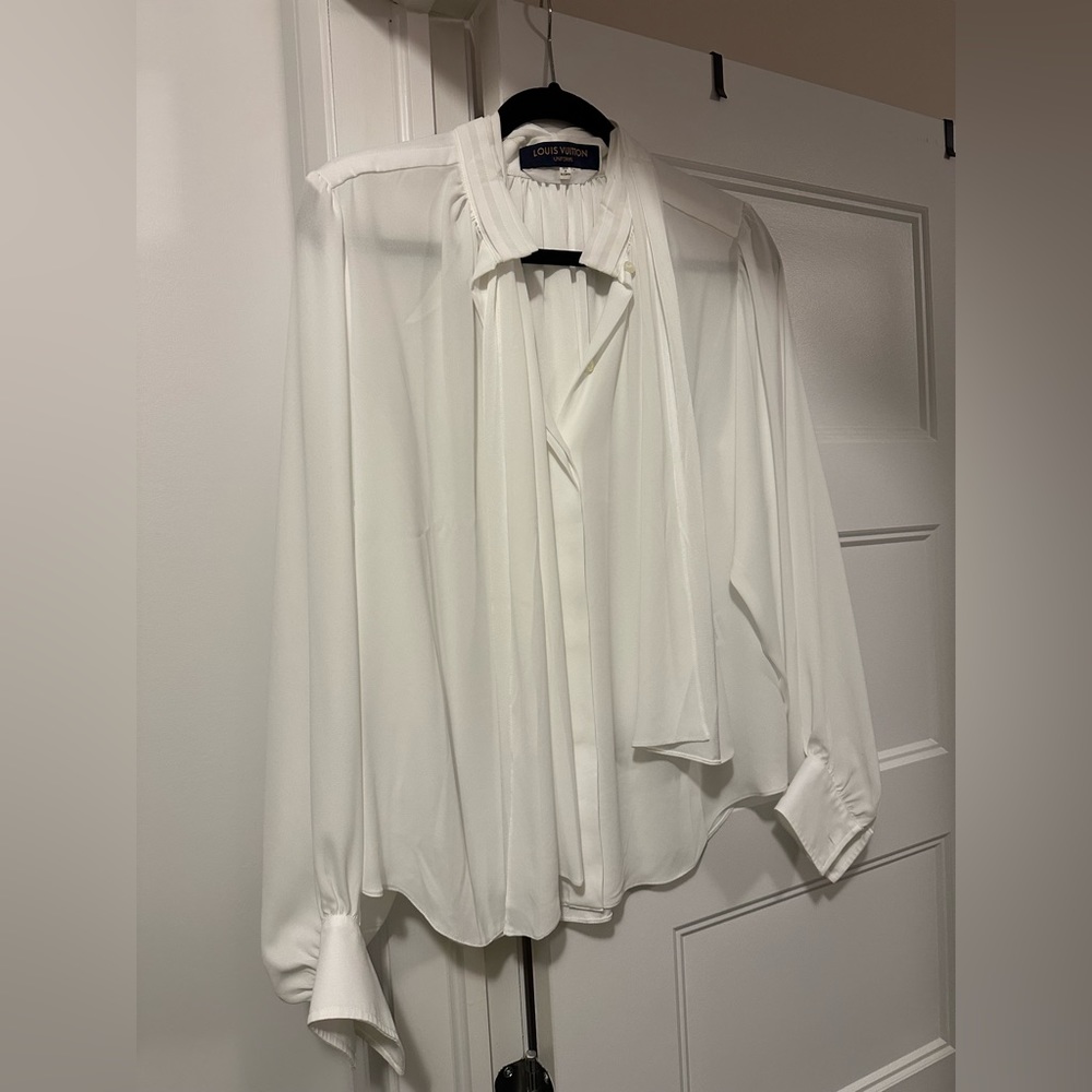 Louis Vuitton women’s blouse white uniform